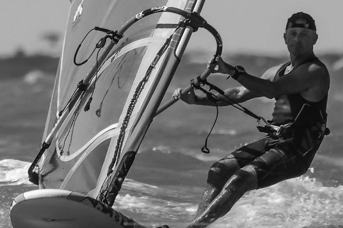 Kona One Windsurfing Rig